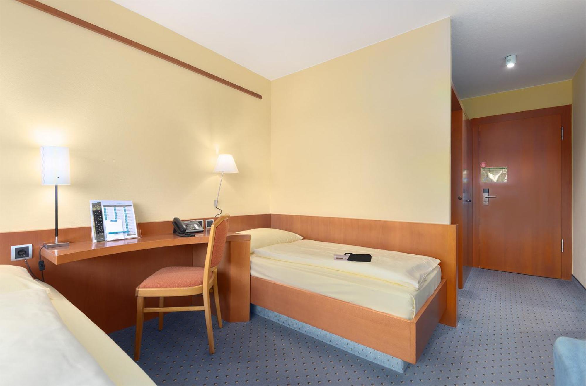 Trip Inn Landhotel Badsoden-Salmuenster Bad Soden-Salmünster Buitenkant foto